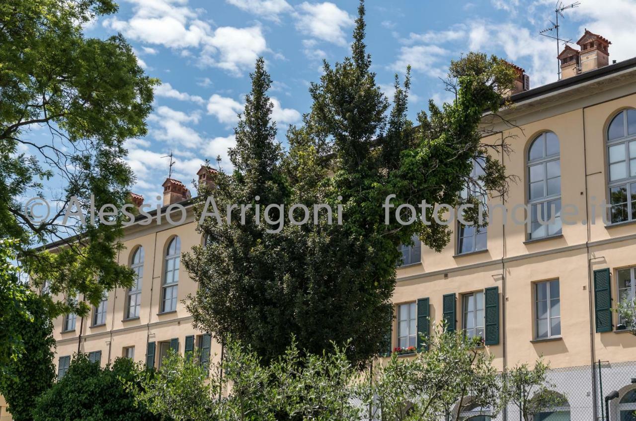 Bluelake Inn Olginate Экстерьер фото